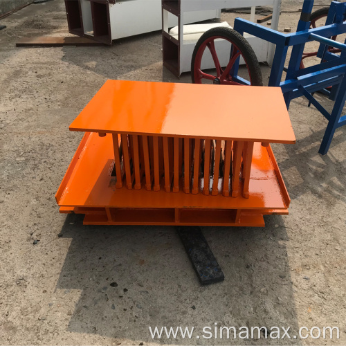 Different sizes and shapes brick making machine molds